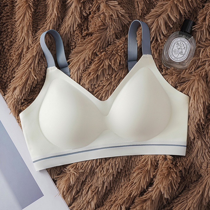 Wire-free push-up bra in ivory